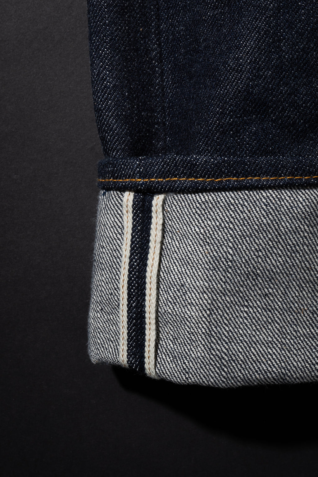 R008 (000W) RARE JEANS