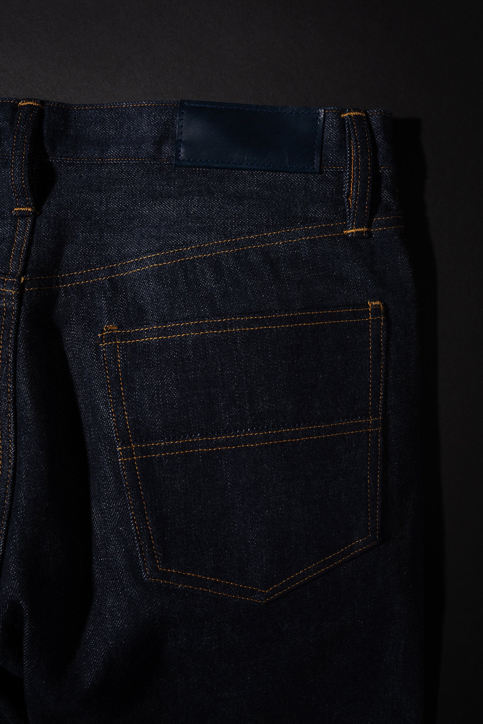 R008 (000W) RARE JEANS