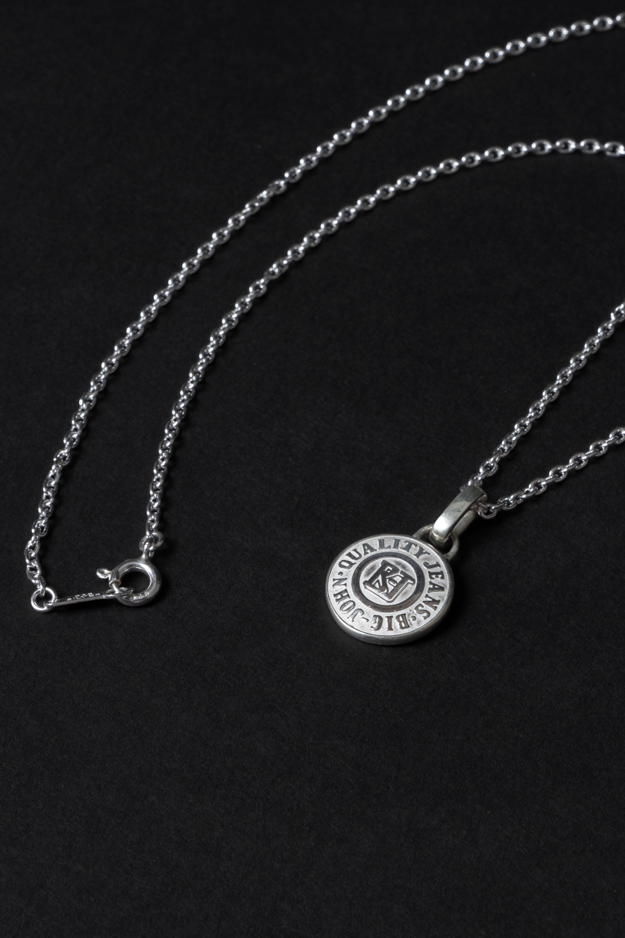 [VNCLC03] BUTTON NECKLACE