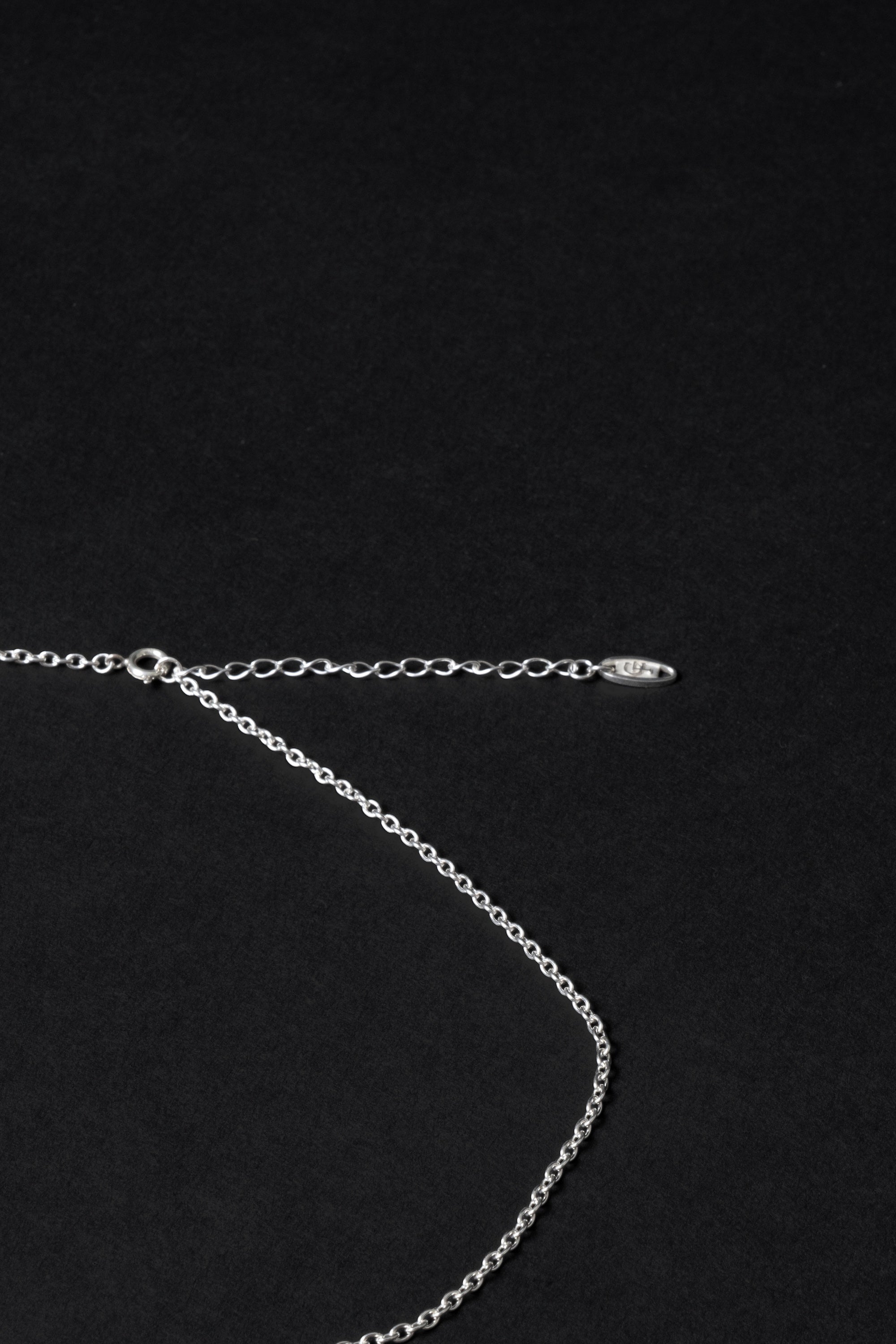 [VNCLC01-WH] LOGO PENDANT ホワイトチェーン