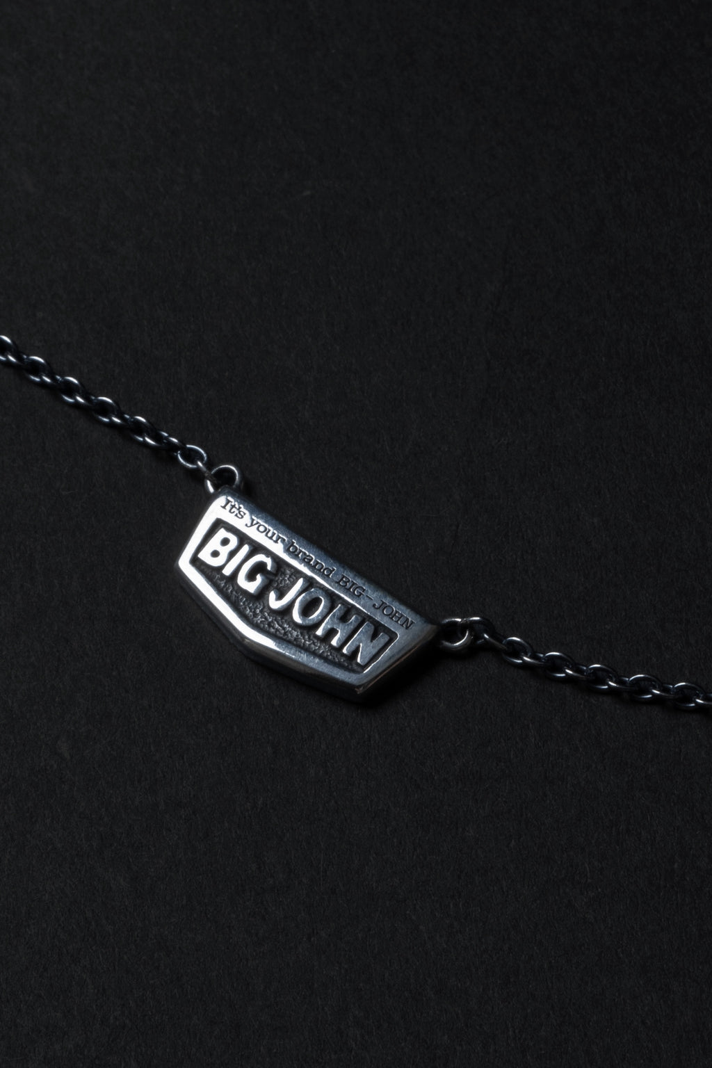 [VNCLC01-BK] LOGO PENDANT イブシチェーン