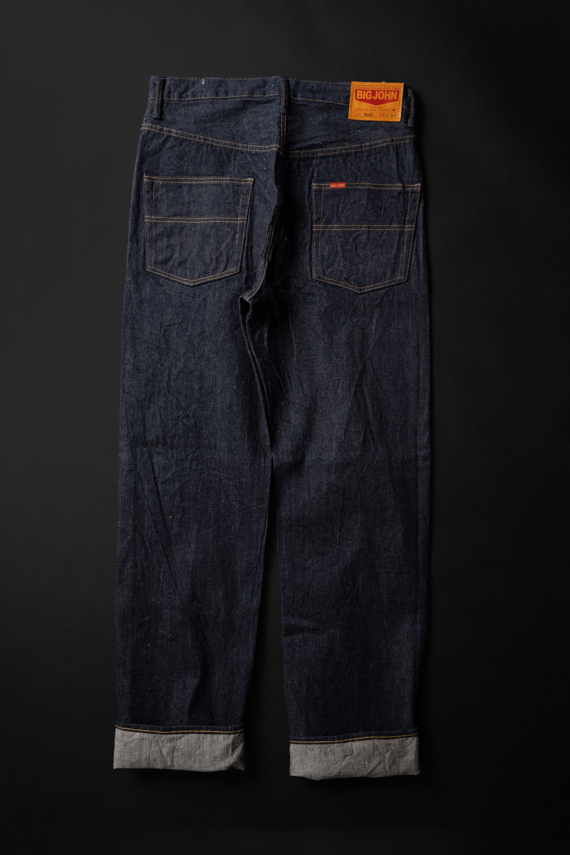 M104J (001) BASE (CLASSIC FIT)