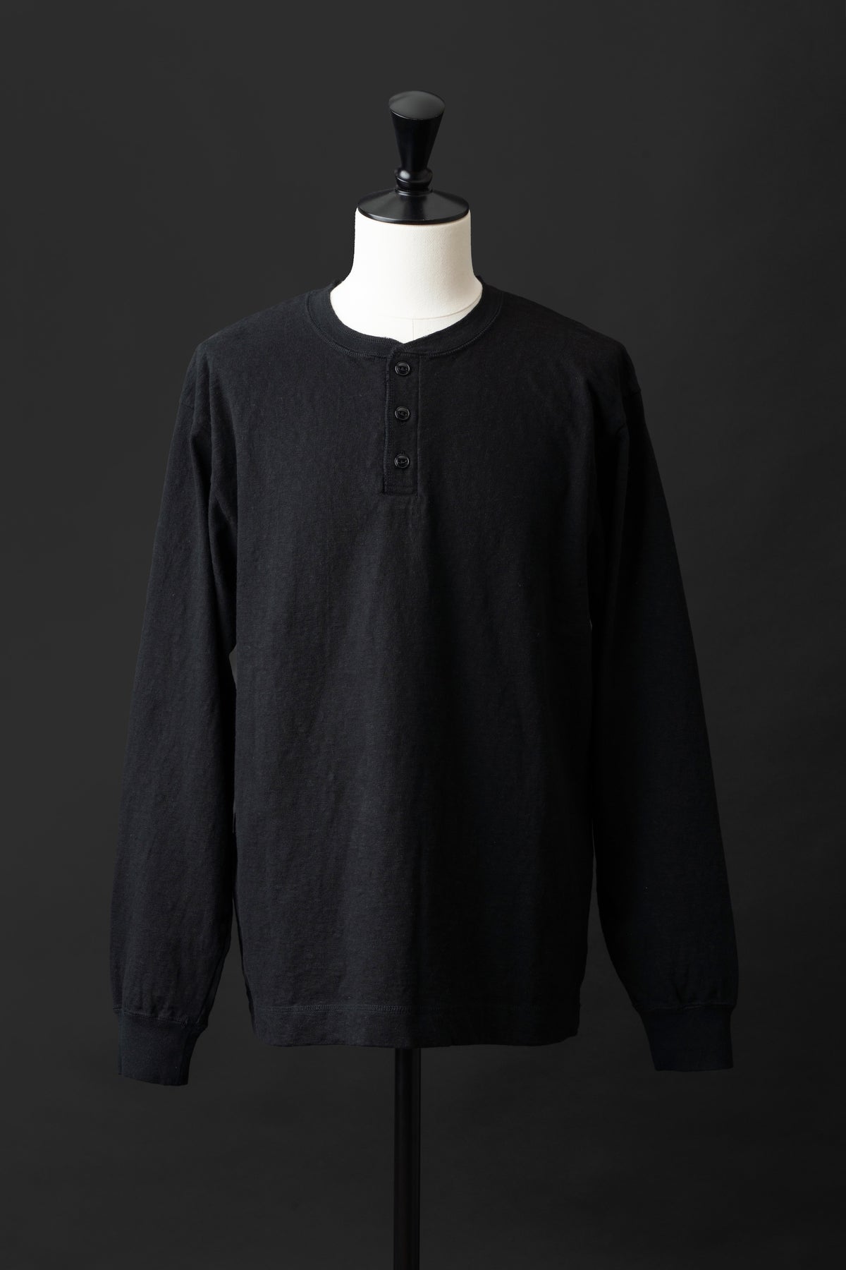 MTE014 (61) L/S HENLEY NECK T-SHIRT