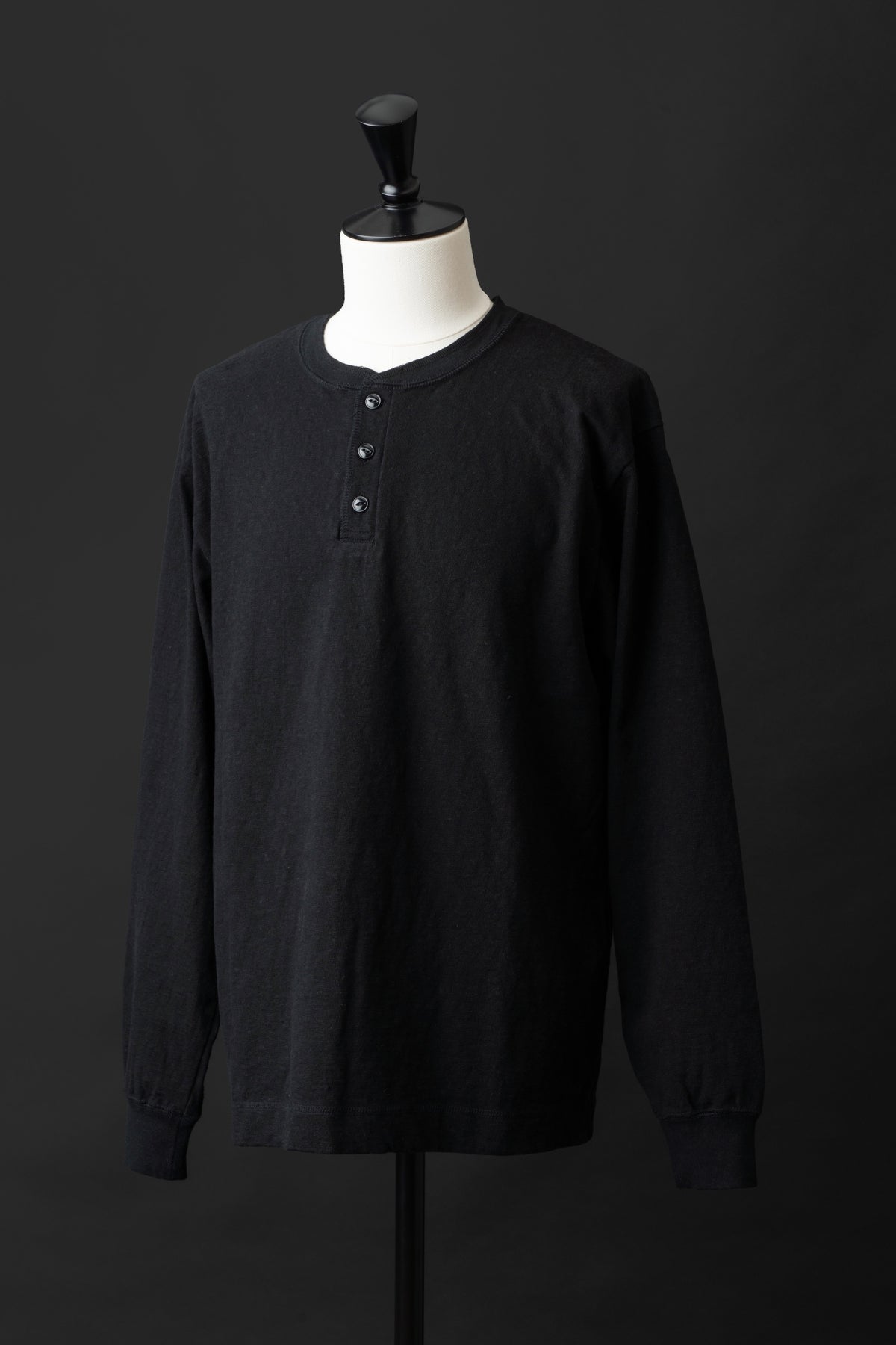 MTE014 (61) L/S HENLEY NECK T-SHIRT