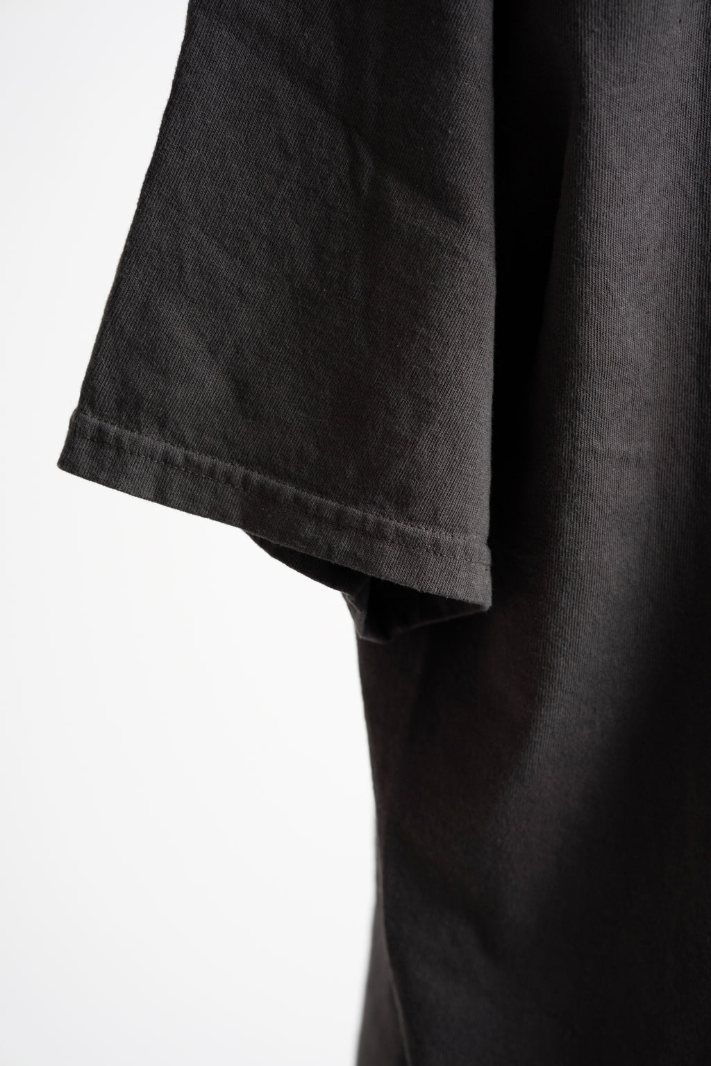 MTE002 (60) 丸胴 Tee BIG JOHN CHARCOAL