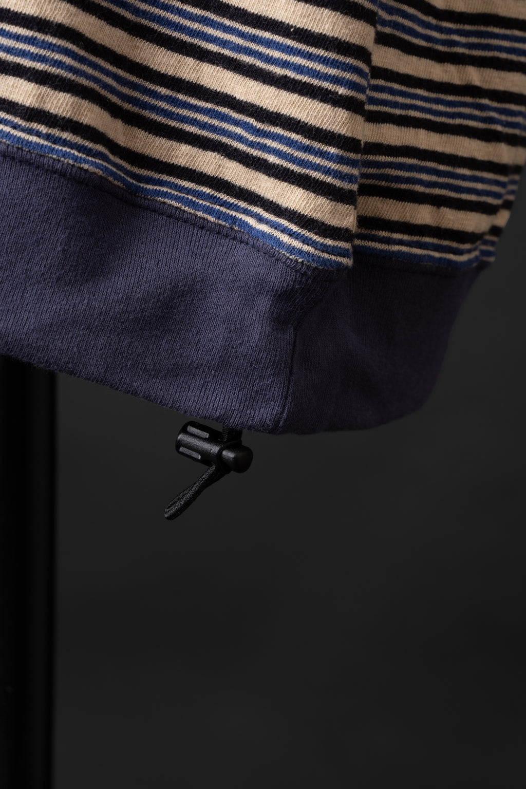 MTE019 (03)  S/S BORDER DRAW CORD Tee