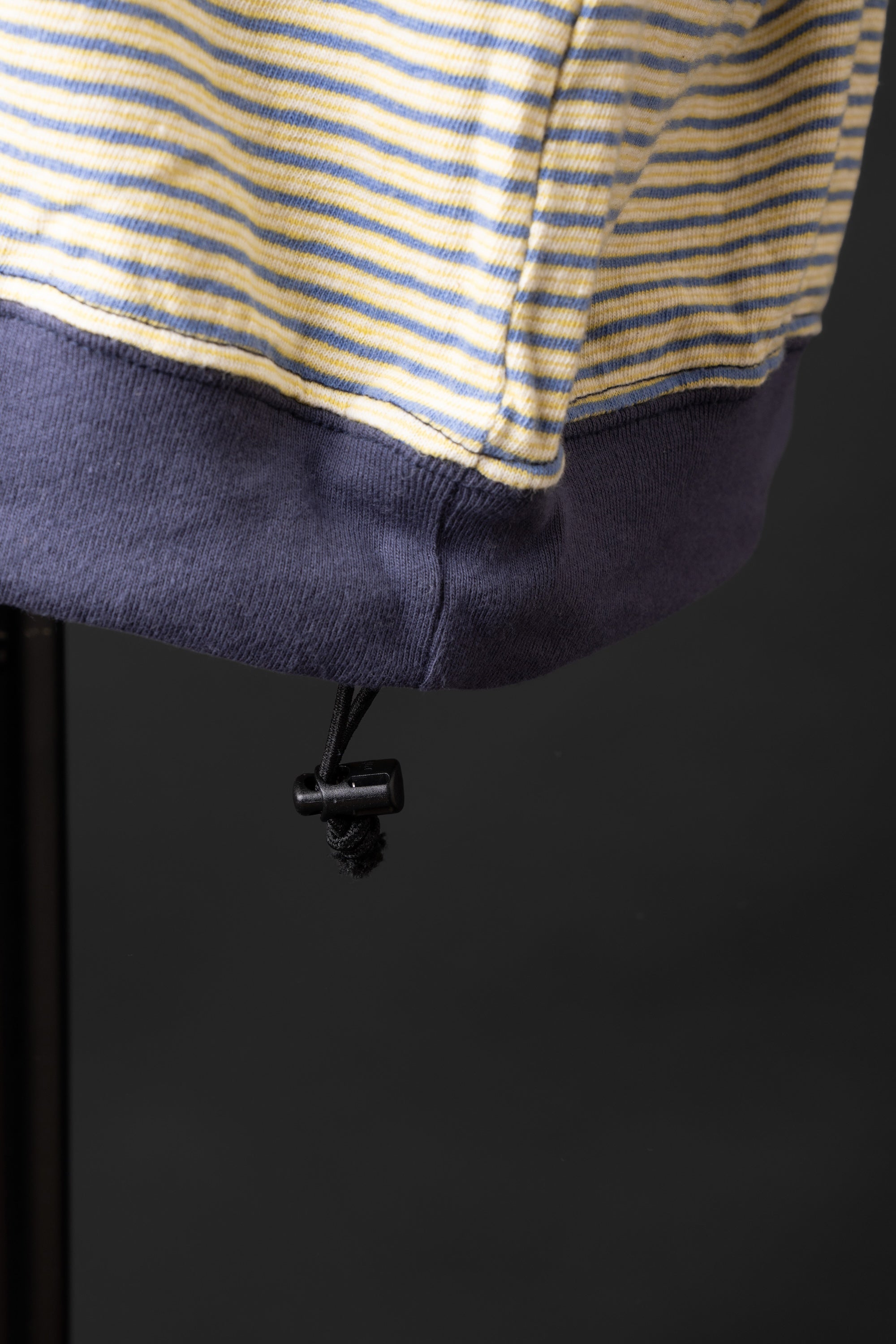 MTE019 (46) S/S BORDER DRAW CORD Tee