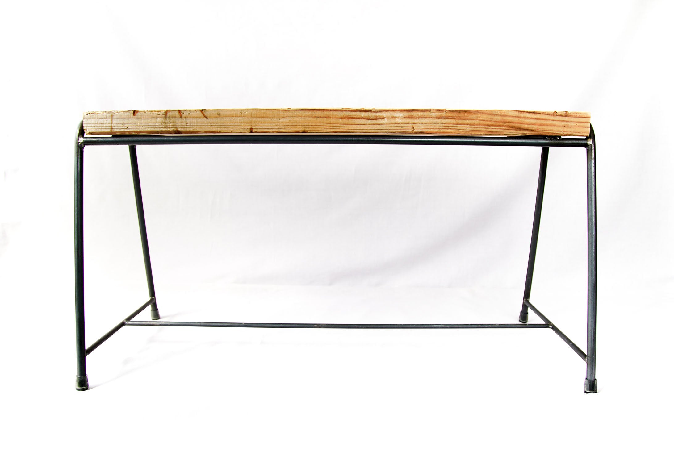 VBNC01 Iron Frame Garden Bench