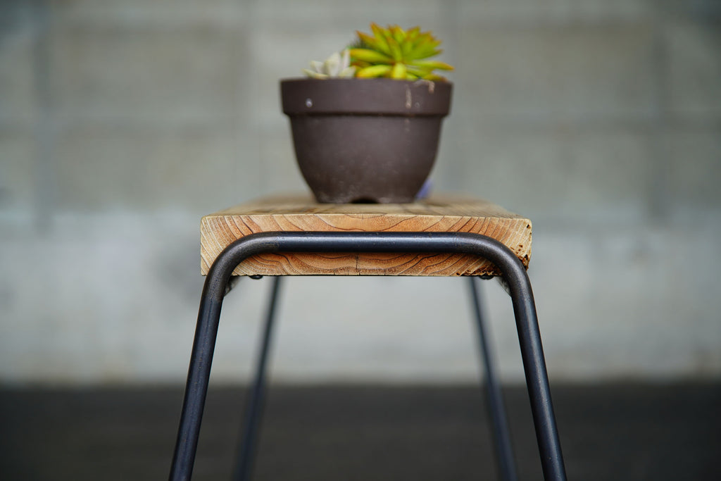 VBNC01 Iron Frame Garden Bench
